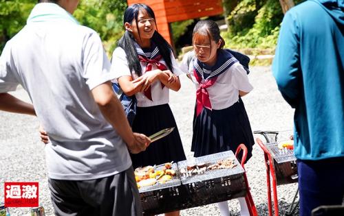 田舎で仲良くなった日焼け娘は何度も射精させたがる絶倫少女だった。