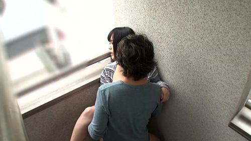 家の中に潜む絶倫少年に…旦那にバレるスレスレで何回もハメられ続けた敏感巨乳妻