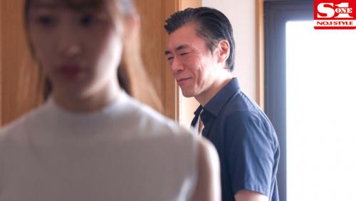 夜間勃起が毎晩スゴすぎる義父に夜●いされ密着スローSEXで犯●れています… 星宮一花