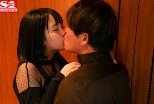 交わる体液、濃密セックス 完全ノーカットスペシャル 愛宝すず