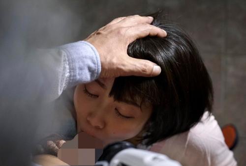 戸田真琴 近親レ●プから始まった不貞の愛 平和な家庭のホームビデオにRECされた義父の悪戯