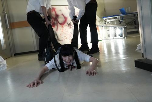 レイプ！裏切りの連鎖！お嬢様学校の女子高生！中出しされたくなかったら、お前の友達を呼べ！生徒は自分の担任を、担任は教え子を身代わりにする無理矢理イカせる激ピスでエンドレス中出し