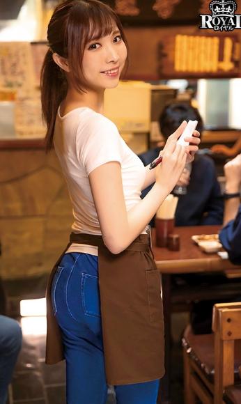 超絶かわいい居酒屋の看板娘は即ヤリOK！手が届きそうで届かない高嶺の花は誘えばハメ撮りも店内エッチも許しちゃう男のいいなりドM娘でした。 月乃さくら