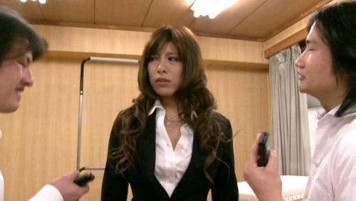 高飛車女教師 屈辱全裸授業 藤崎クロエ