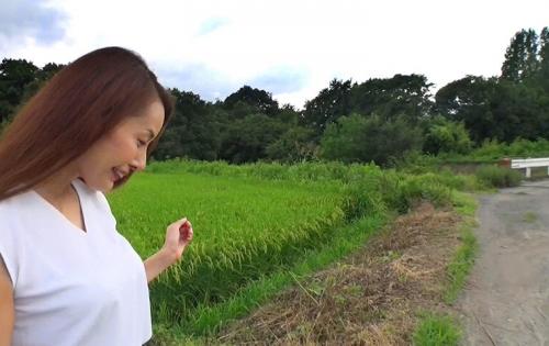 素人わけあり熟女生中出し みお45歳 エロ本の中の奥様のような四十路熟女 お下品にムンムン匂い立つ… 西園寺美緒