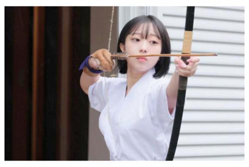 【弓道むすめ/月乃あや】ド田舎から東京へやってきた凛としたたたずまいな二十歳の現役女子大生素人さんがAVデビュー！