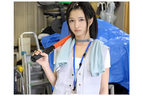 【倉本すみれ】力仕事もできないクセに超高圧的で男勝りな現場監督女子をチンポでわからせる！