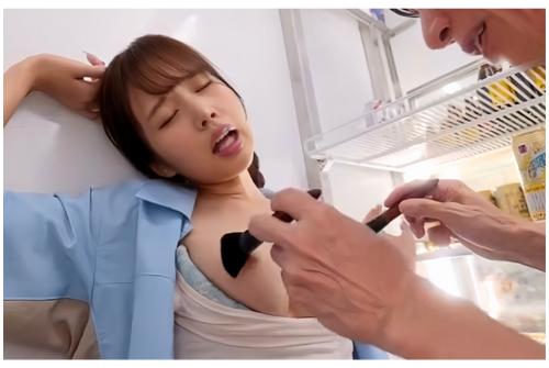 《チクイキ開発》舐めて、擦って、つまんで‥乳房の先端を徹底的に弄り回しイカセ尽くす！