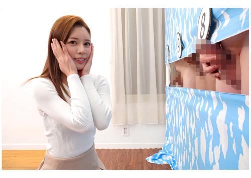 【寝取られ願望のある夫婦】ノーハンドフェラで旦那チンポ当てれば賞金ゲット、失敗で即ズボNTR罰ゲームに巨乳奥さまが挑戦！