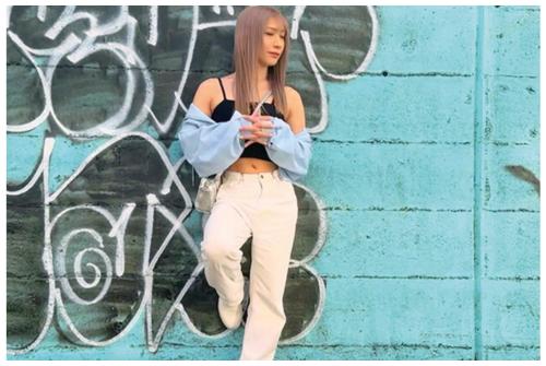 【おとこの娘】可愛い顔に似つかわしくない18センチ越えのデカチンインフルエンサーがついにデビュー！~早乙女ちか~