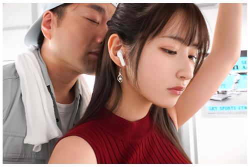 【痴漢電車】『ダメッ‥拒否出来ない‥』抵抗も出来ず音もなく忍び寄る手マンにカラダが快楽に堕ちていくキラキラ新卒OL！