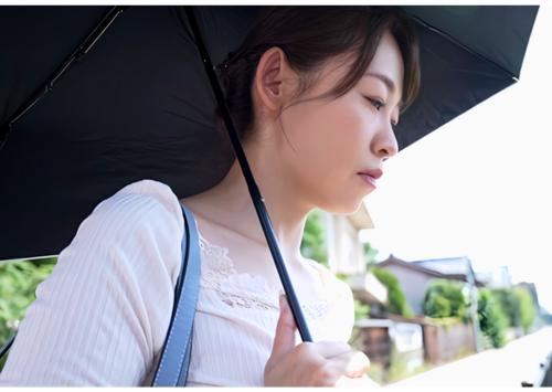 《母子相姦》『だめッ、私たち親子なのよッ‥』熟れたカラダを惜しみなく我が子に捧げ禁断の快楽地獄へと沼る不埒な熟母！