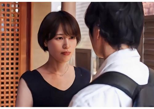 《友人の母/星冬香》『こんな姿‥誰にも見せれないッ‥』罪悪感に苛まれながらも息子の友達に抱かれてしまう不貞な熟母！