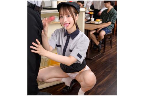 【天馬ゆい】ハンバーガーチェーン店の美人バイトリーダーはシフトも精子も管理してくれるいつも元気なムードメーカー！