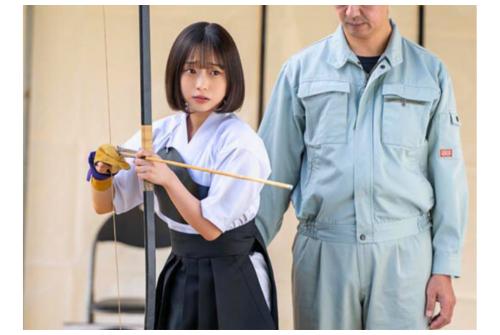 【弓道部女子×痴漢】練習中の体を用務員のオトコに狙われ堕ちるショートカットの気弱女子！~月乃あや~
