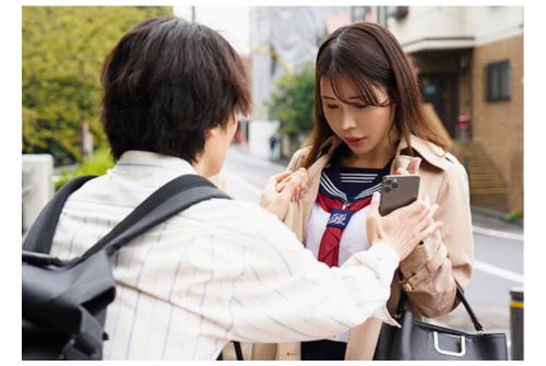 《人妻コスプレ》見た目はJK、中身は成熟した年上オンナの妙にソソる人妻コスプレSEX！~瑶真由香~