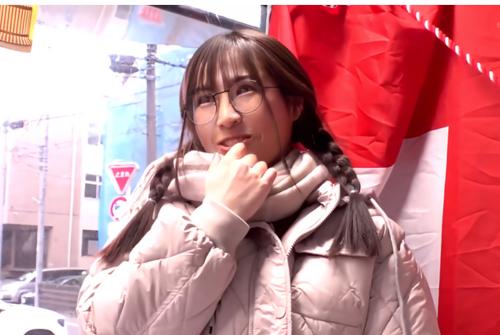 《マジックミラー号》『恥ずかしいから見ないでッ‥』お年玉ゲットを賭けた野球拳で盛り上がる正月気分で浮かれた素人娘たち！
