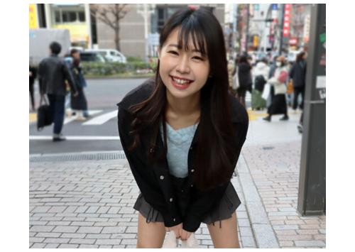 【女子大生×ビッチ】超ノリが良くてエッチなスレンダー美少女がカラダをくねらせ夜遅くまでSEXしまくり！~五芭~