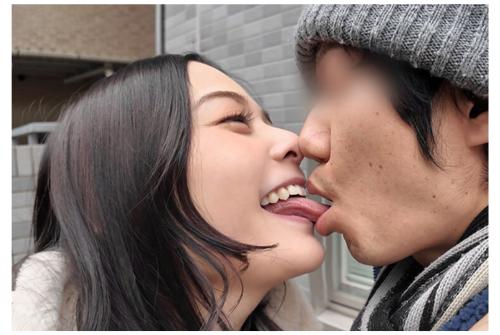 【逆ナンパ】『いまから私とキスしてみませんか？』AV女優「吉高寧々」が街中で片っ端から素人男子にキスを迫る！