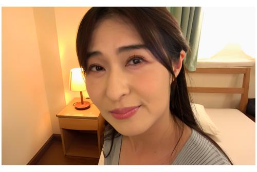 【おばさん×ハメ撮り】『ごめんなさいッ‥あなた‥』年甲斐もなく若チンポでイキ狂うドスケベ四十路妻！~姫川礼子~