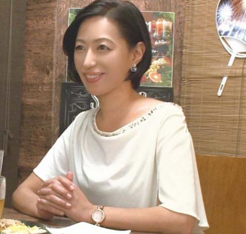 クソかわいい熟女を酔わせてお持ち帰り！ｗ酔って性欲大爆発のおばさんに大量中出し！