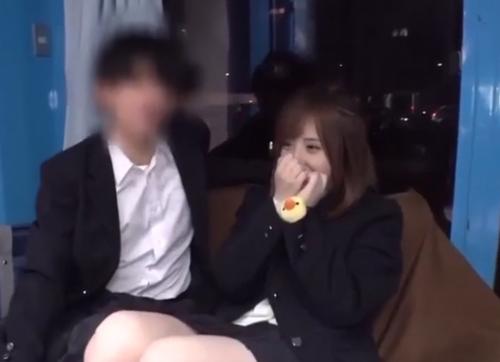【MM号】現役女子〇生カップルにお小遣い渡してリアルなハメ撮り企画ｗ彼氏のち〇ぽを外して強制NTRｗ
