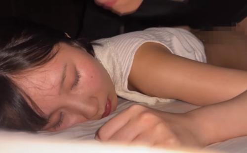 ミニマムＪＫ睡眠薬で好き放題突かれてしまうｗ