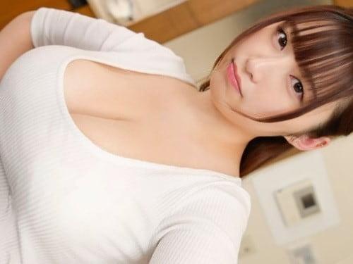 【水原みその】借金しておっパブに行ってるのが爆乳な義姉にバレてしまい風俗に行こうとすると大きなおっぱいに挟まれ。。。