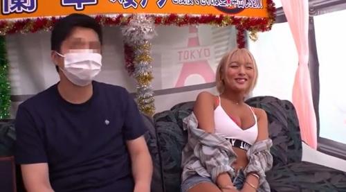 【蘭華】黒ギャル系のAV女優さんが逆ナンパした素人男性を自慢のエロテクニックでイカセまくる