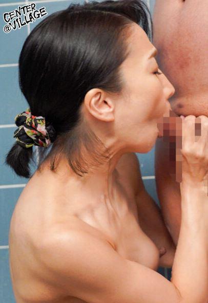 【瀬尾礼子】童貞男と筆おろしの相手は初めての美熟女さんが見せる濃厚なセックスをご覧ください