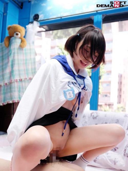 【マジックミラー号】アイドル並みに可愛い素人女子さんが激しく犯された上に顔射までされちゃってます