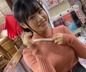 愛らしい看護学生と買い物デートの後にホテルでセックス。激エロなノーブラナースコスプレでリアル看護師出来上がり