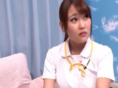 『我慢しなくていいよ』美しい外見のナースが童貞男子にスケベなご奉仕。エッチなことしてくれる