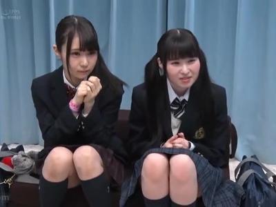 魅力的な女子校生にセクハラマッサージ。だんだんと気持ちよさが増してきて変態男を受け入れてエッチしてしまう