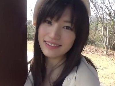 美形な美女が彼氏と旅行。幸せそうにイチャイチャしてエロくなります