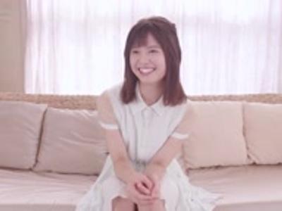 きれいな美少女が初めてのAV撮影。恥ずかしさと緊張がだんだんと快楽に代わっていく