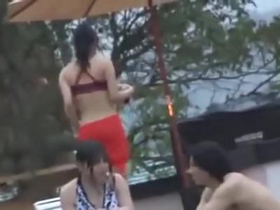 『やめて～』プール監視員のきれいなお姉さんをレイプ　やりたい放題されて乱れまくり