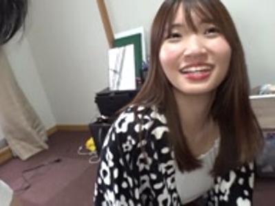 『キスも初めて？』街で見つけた魅力的な女の子の家に上がり込んでSEXしたことのない男性と絡んでもらった