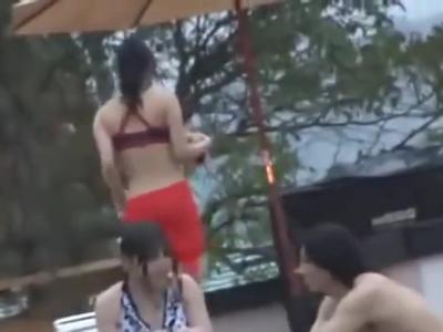 『やめて～』プール監視員の魅力的な美女をレイプ　やりたい放題されて乱れまくり