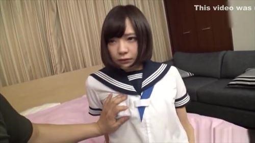 純粋な少女の身体を、スケベ的に刺激し、濡らした。