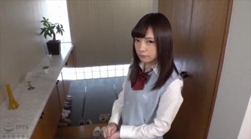 妹と激しく交わり、中出ししてから女子高生の中出しを楽しむ家庭が外出する。