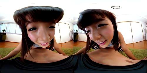 ］優しい笑顔が印象的な巨乳後輩・りかちゃん、動画は60psの超細密映像、何度も「おっぱい見せて」とお願いしたが、「無理です」とのこと！