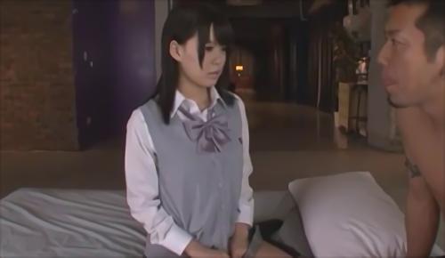 『潮吹き』潮吹き、顔面騎乗、お掃除フェラ・濃厚濃厚、制服姿で初ヌード、恥ずかしい初ファック、勃起したチンコを観察して実践的なオナニー指導、カ！