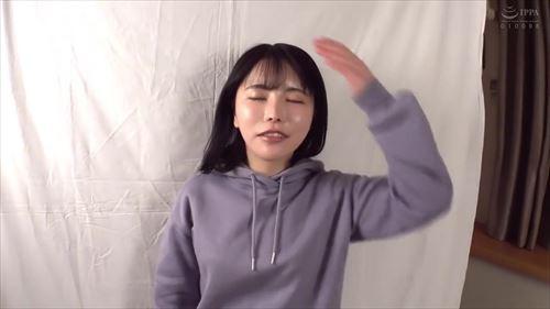 美少女を対象にした限定オーディションで、過去に風俗経験があるとのことで、最高級のプレイで生で挿入し中出し