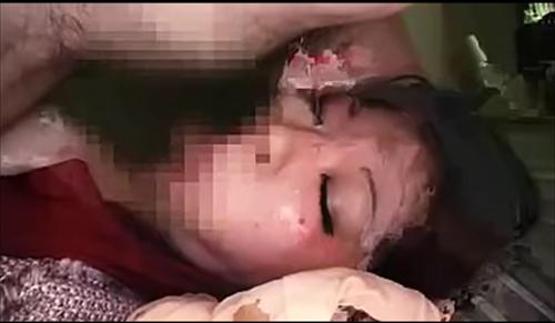 ふんわり巨乳女性、泥酔ぽっちゃり熟女を持帰り酩酊状態でしゃぶる。