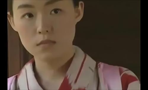 『女中』★母が死に、父は私に母の代わりをさせた。それは私が奉公に出される前夜まで続いた…そして奉公先の旦那様は私と先輩女中とを代わる代わる！
