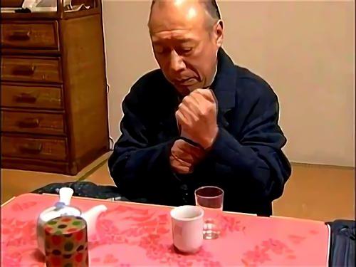 日替わりのタワマン・・同居の義父を誘惑する妻★義父に襲われる妻★隣の夫との不倫に溺れる妻★自宅宛の郵便物をわざと出し！