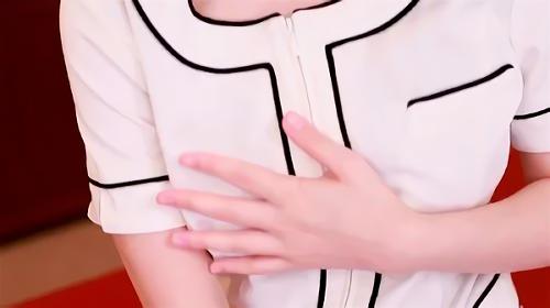 親身なマッサージをきっかけに、男性客に積極的になる、男性の知人には、よく来てくれるリピーターもいれば、初めての人もいる・・・！