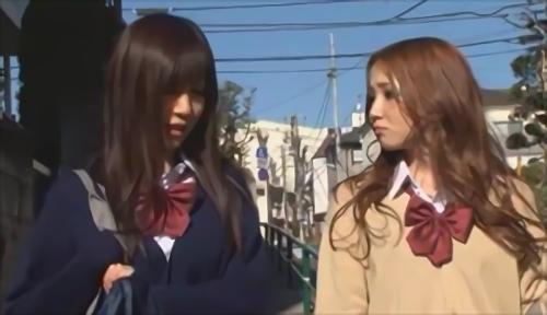 『鬼畜』バスで、廃工場で…美尻を撫で回され、美乳を揉みしだかれ…思春期のセンシブルな身体はリアクションしてしまい、濡れた膣内にゴクブト男性！