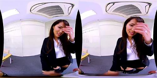 ］社会人になって初めての仕事でミスを連発、取引先の美穂を怒らせてしまう、本当に悪いと思ってるなら誠意を見せろ」と言われ、客先で土下座、恐る恐る顔を上げると！